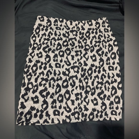 Soaked Leopard Skirt - Picture 1 of 3